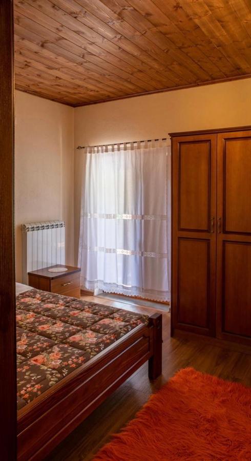 Hostel Bujtina Hader Xhebro Tepelene Exteriér fotografie